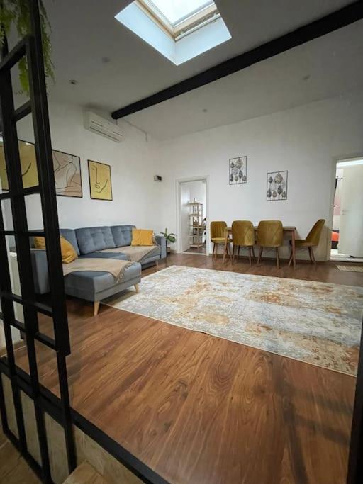 Apartament La Casa Τιμισοάρα Εξωτερικό φωτογραφία